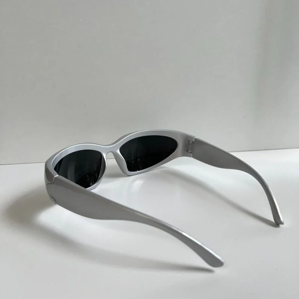 y2k 2000s vintage style chrome silver surfer sunglasses
